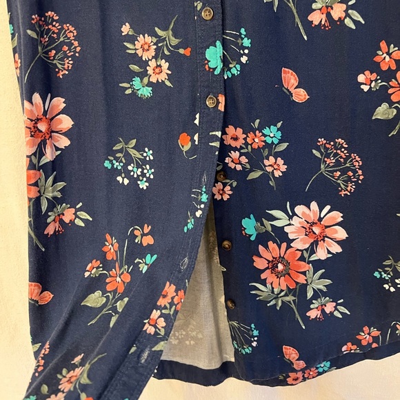 Abercrombie and Fitch Floral Shirt Dress - Picture 3 of 7